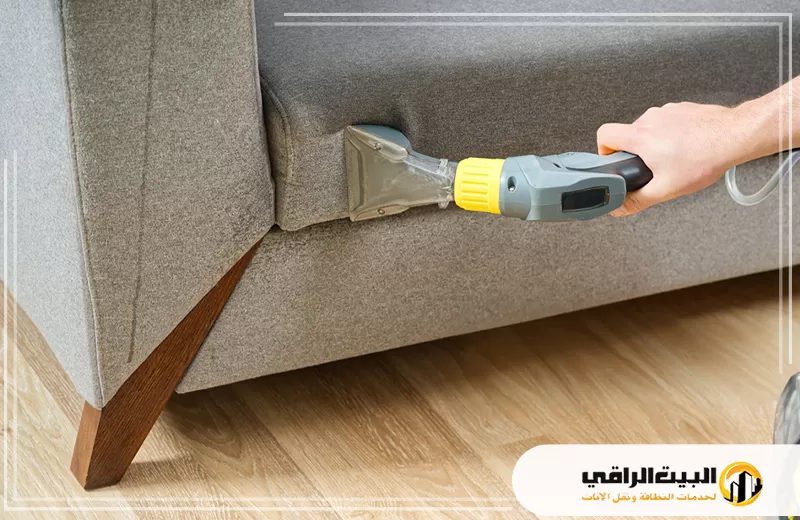 طريقة تنظيف الكنب في المنزل